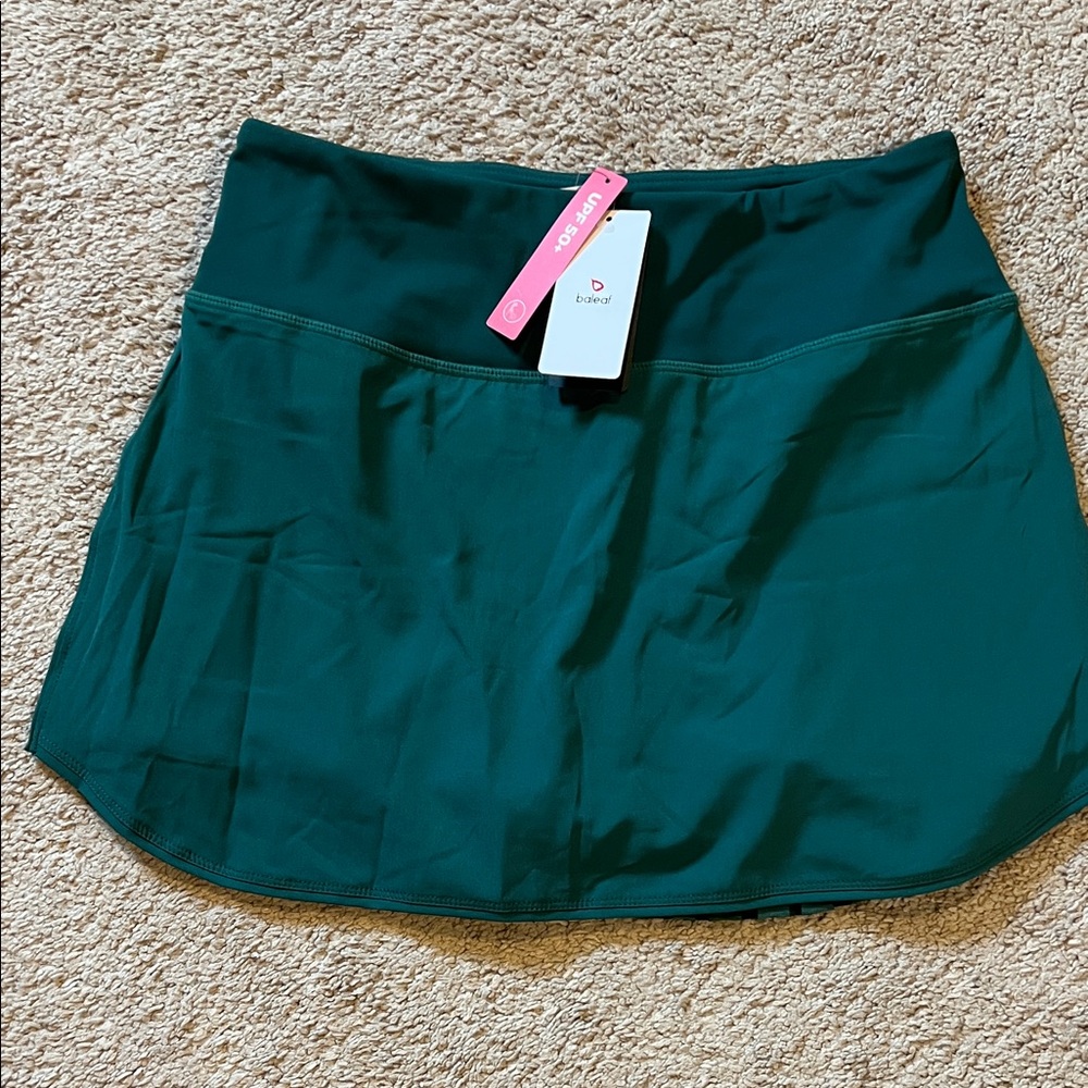 Baleaf Women's Tennis Skort in Deep Green Size M NWT